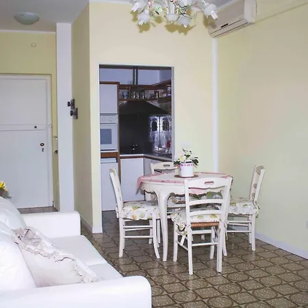 Apartamento Bilocale Sul Lungolago