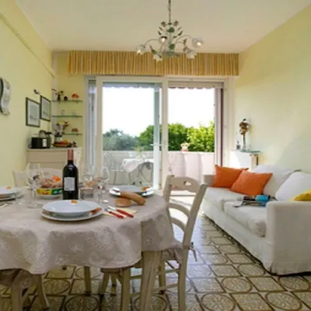 Apartment Bilocale Sul Lungolago